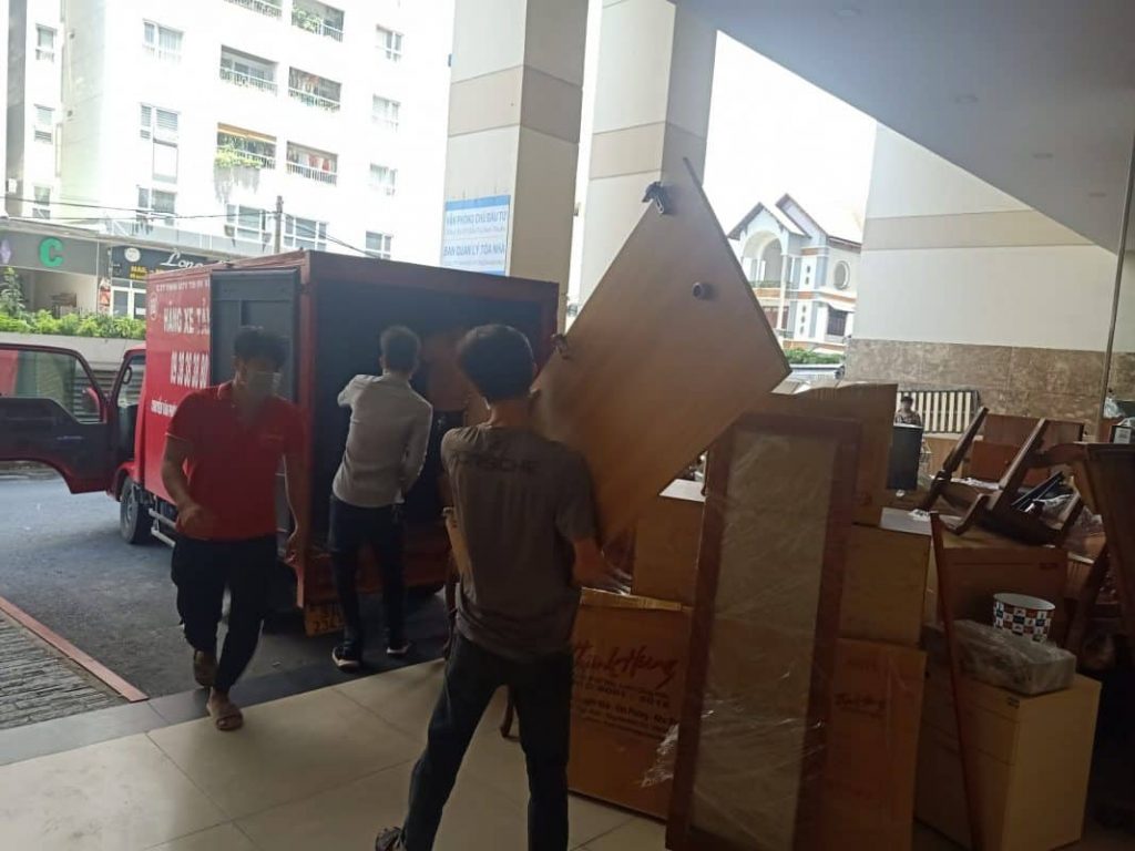 Dịch vụ vứt đồ cũ